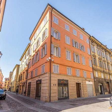 Emilia Suite Urban Μόντενα Εξωτερικό φωτογραφία