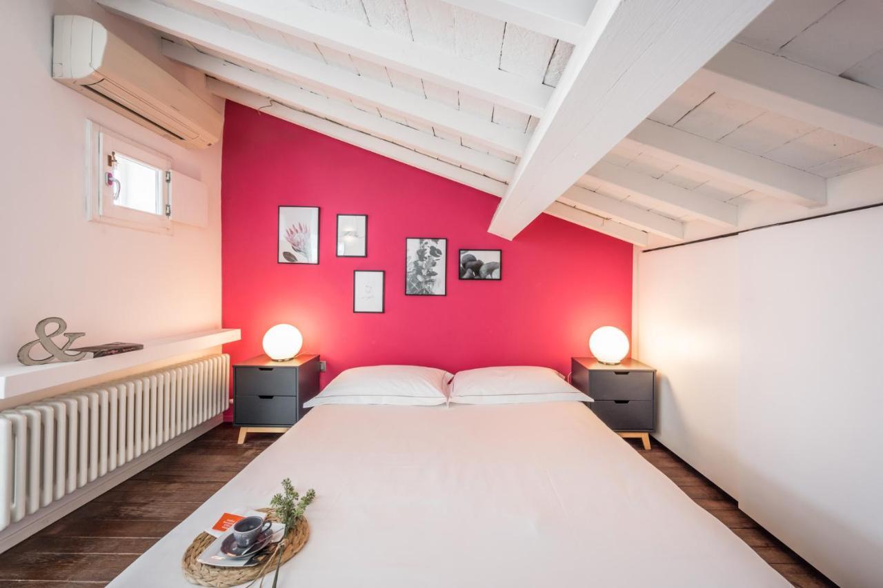 Emilia Suite Urban Μόντενα Εξωτερικό φωτογραφία